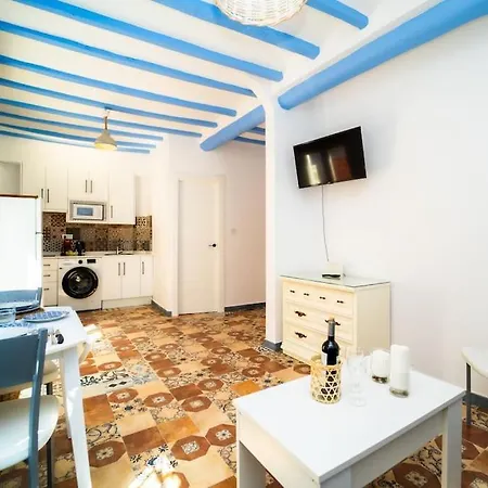 Alhambra Dreams 1958 Apartment *